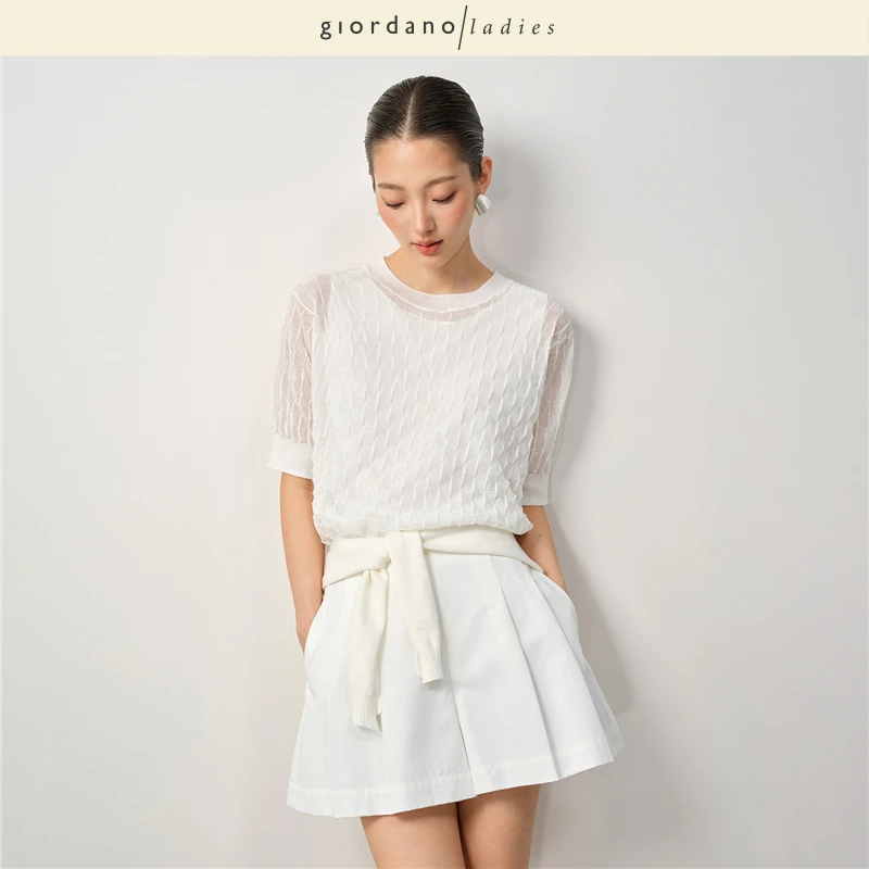 giordano ladies 清冷感格纹提花圆领薄针织衫背心套装女02355057