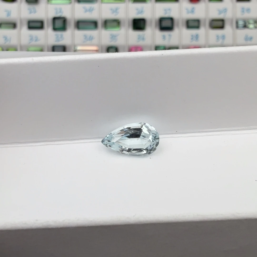 海蓝宝石裸石天然1.92克拉