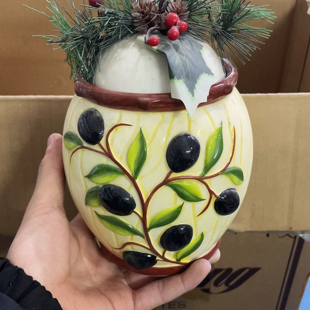 摆件   封釉。  微瑕。