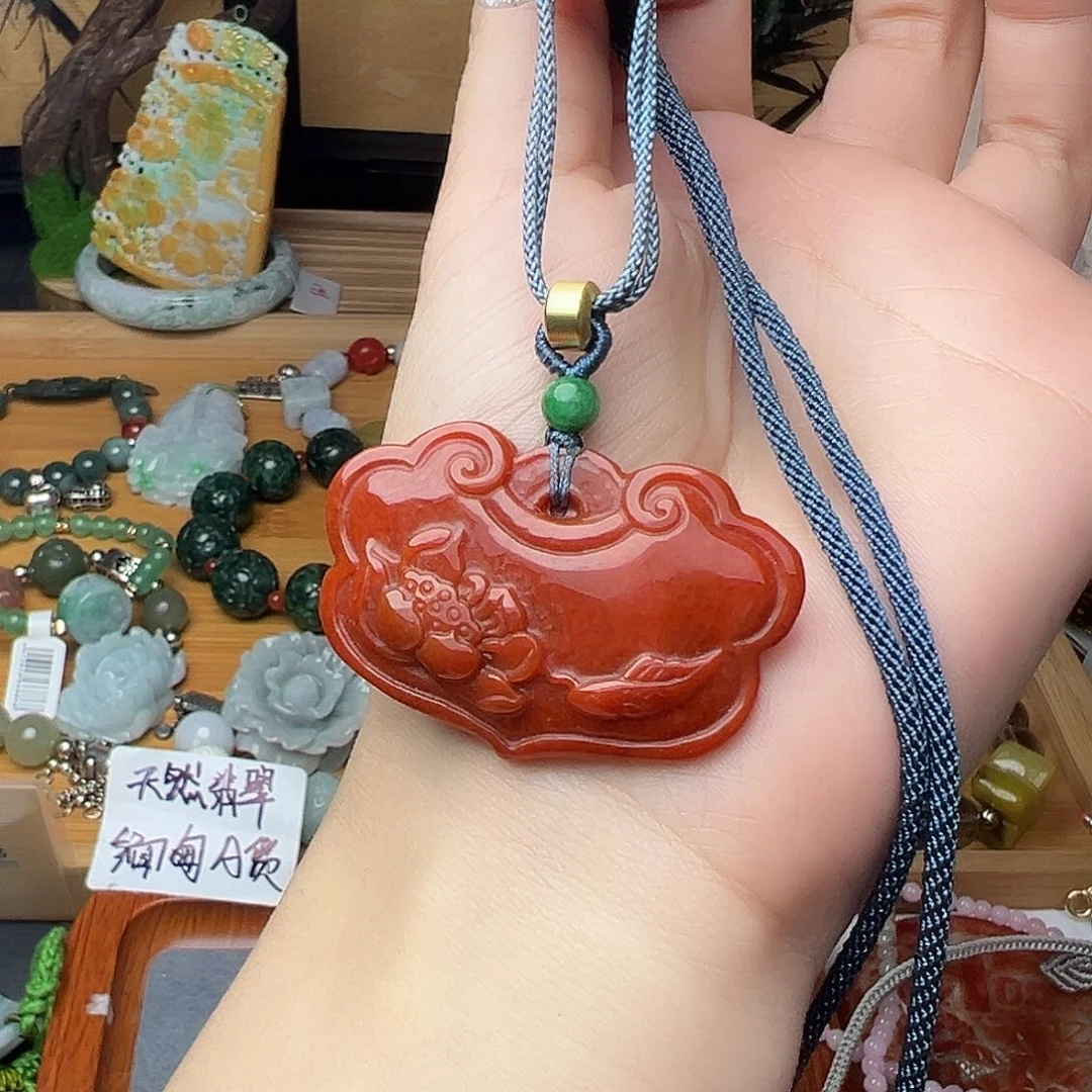 翡翠吊坠(赠链)未镶嵌吊坠17