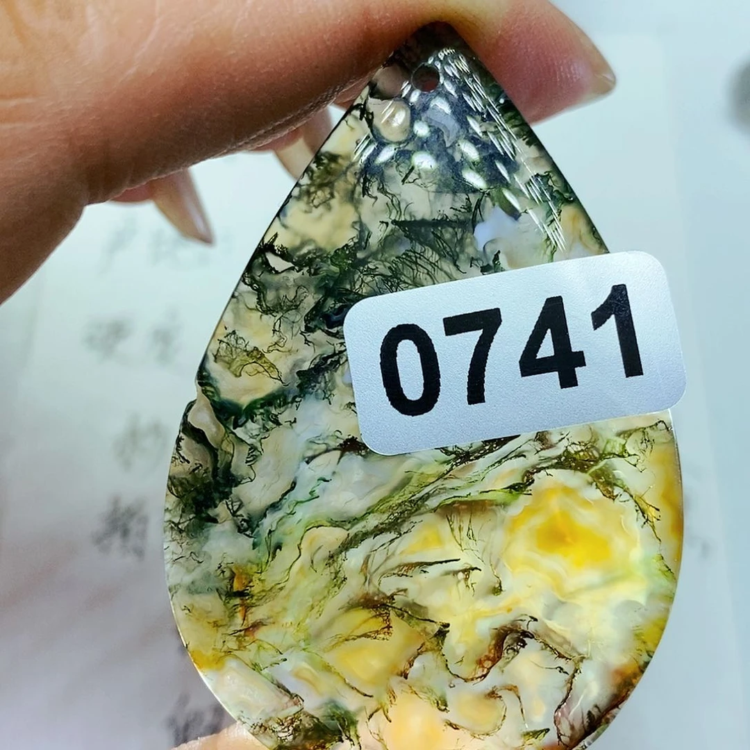 未镶嵌颈饰玛瑙/玉髓好*角