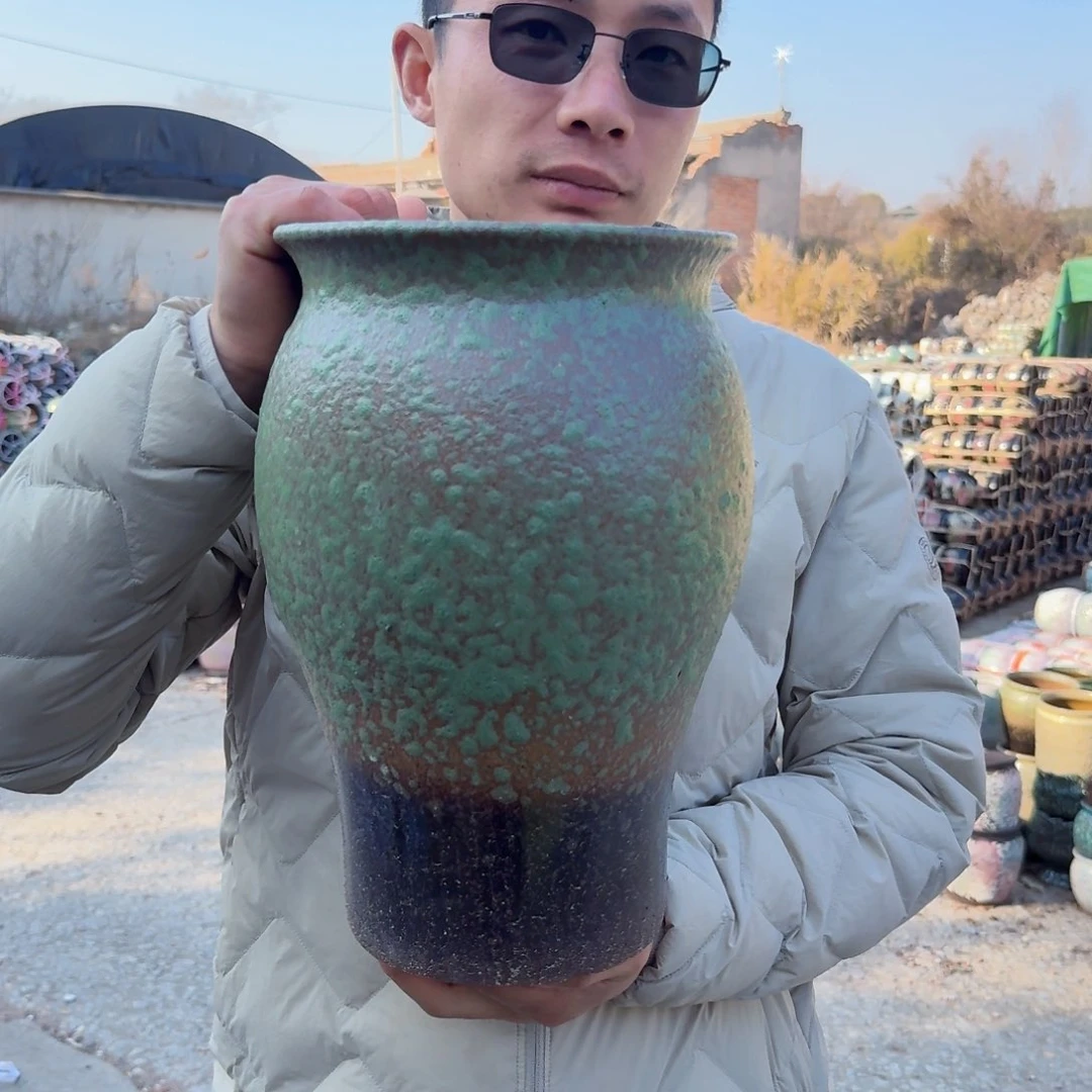 紫砂花盆口20高31（一个美人鱼牛油果