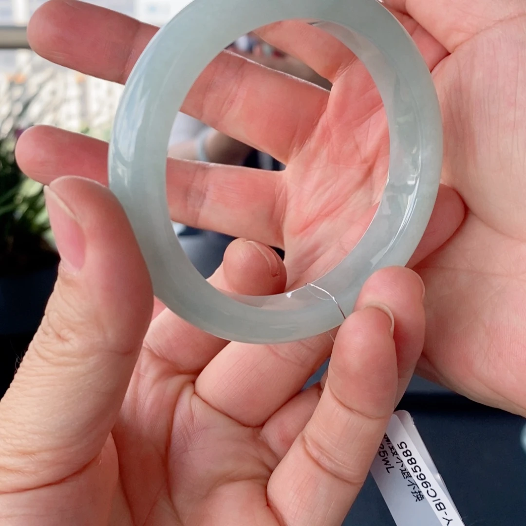 翡翠未镶嵌手镯6号