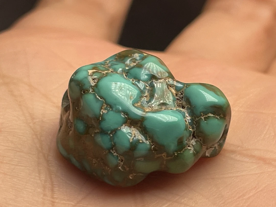原矿绿松石高瓷随形 尺寸17x22x12mm 克重6.6g
