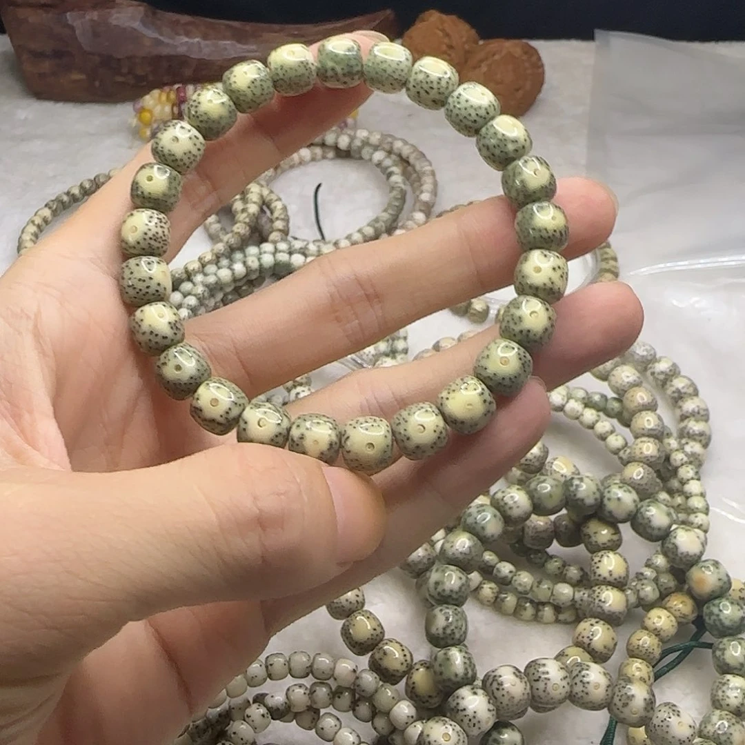 星月菩提手串原生态石玉料同枝果单圈