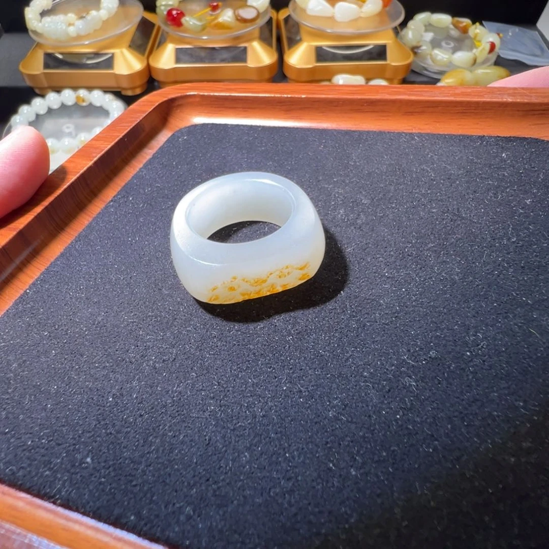 和田玉戒指未镶嵌