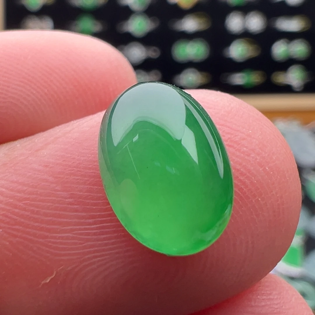 翡翠未镶嵌颈饰蛋面11.4