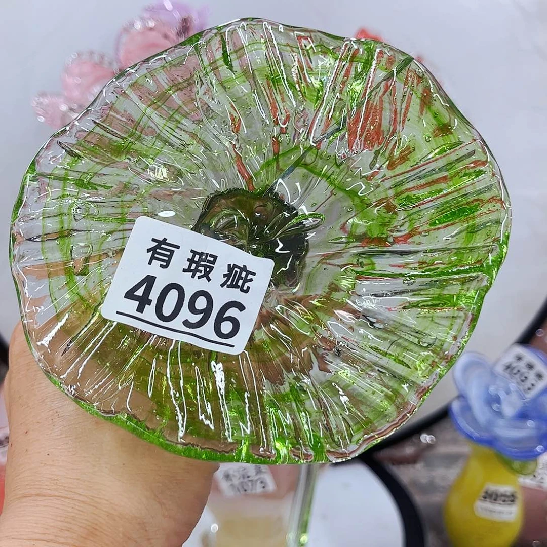 4096瑕 家悦琉璃工艺品裂纹