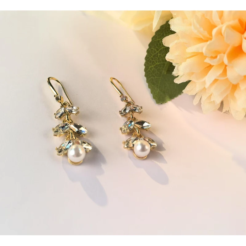 铜合金耳饰 蝶恋设计感气质耳钉耳线  LY0034