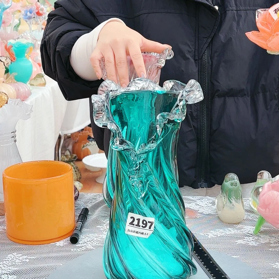 福利不退不换琉璃花瓶艺术品