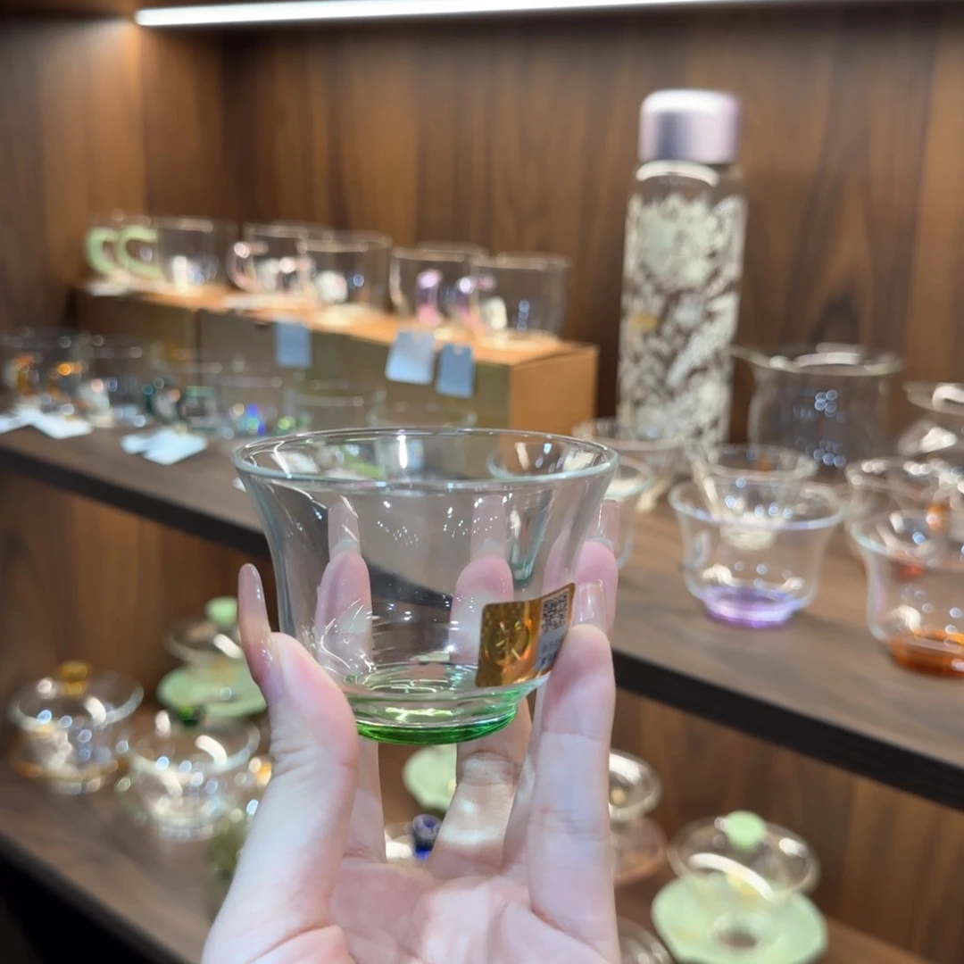 禾器清杯湖绿色。。。。。