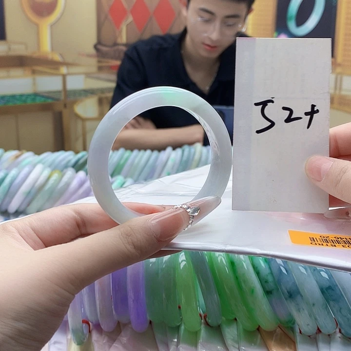未镶嵌手镯翡翠nn