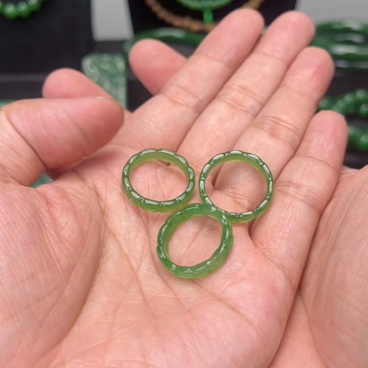 和田玉（碧玉）戒指未镶嵌多样发发一件