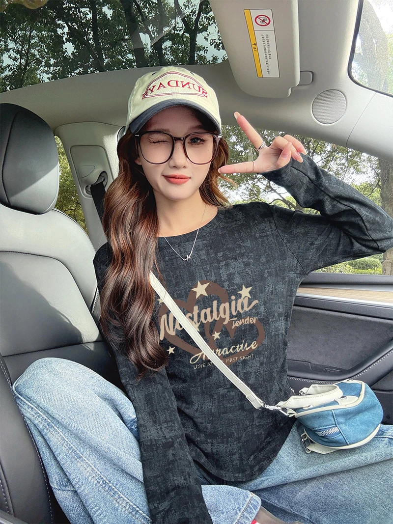 扎染不规则长袖t恤女早秋季2025新款显瘦内搭修身褶皱打底衫外穿