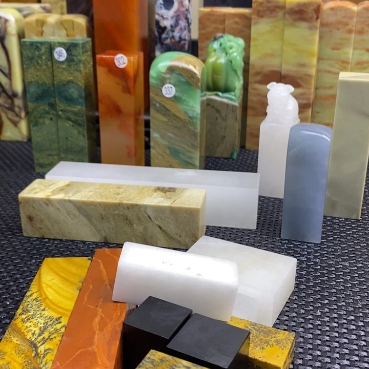 印度石云**月青田石印章石