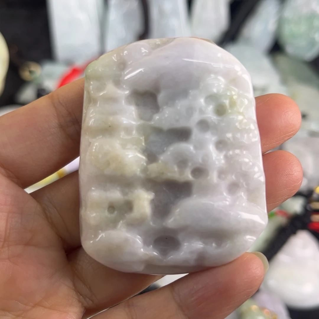 翡翠未镶嵌吊坠(不含链)瑕疵