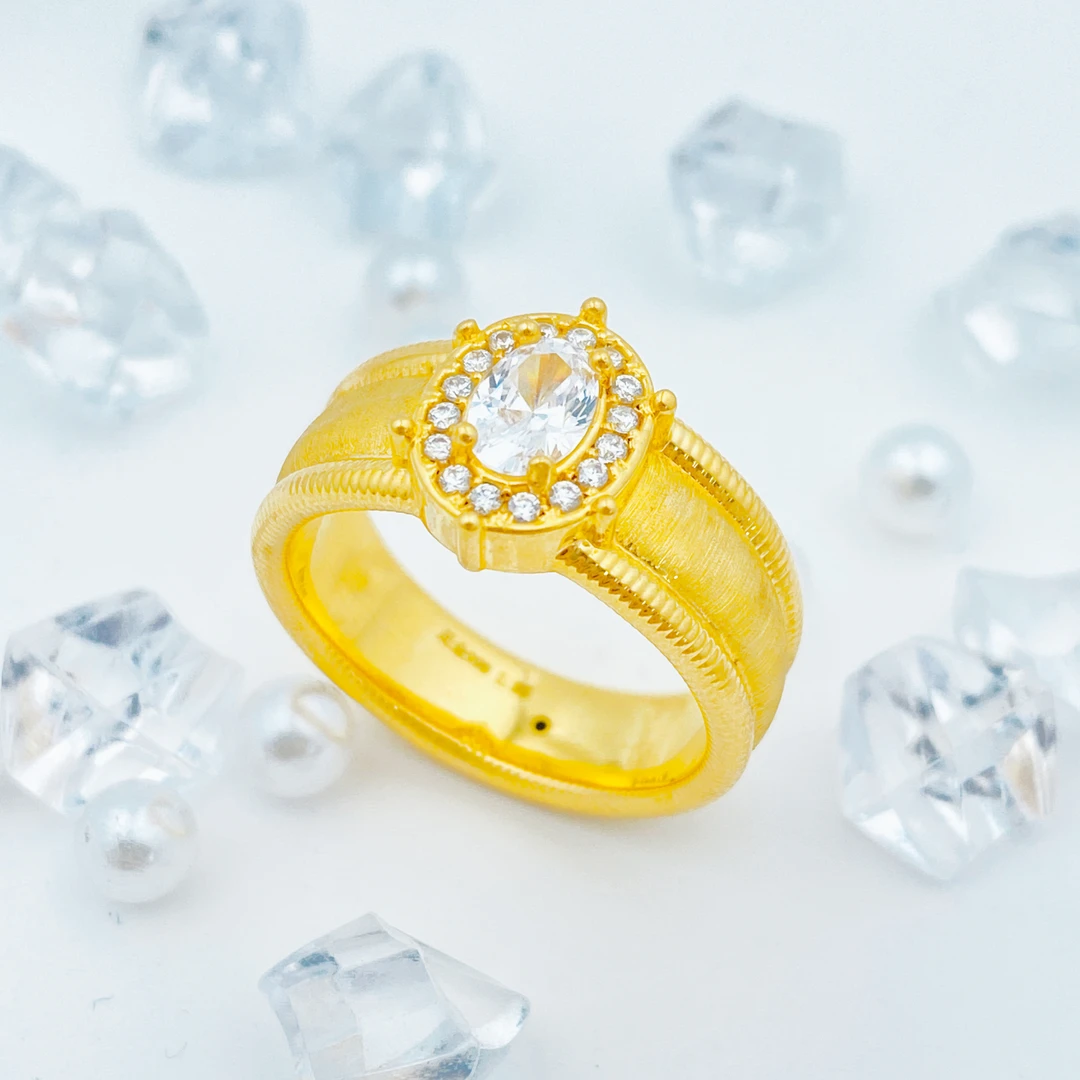 足金999 中古鸽子蛋戒指2.08 18圈口