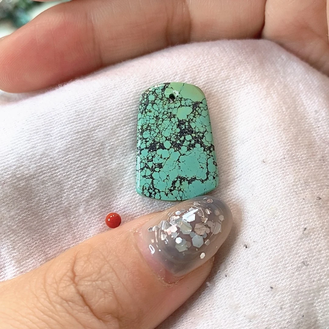 南红玛瑙未镶嵌珠宝奇石