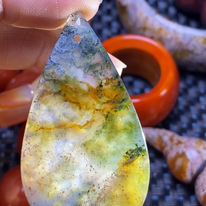 玛瑙/玉髓颈饰未镶嵌