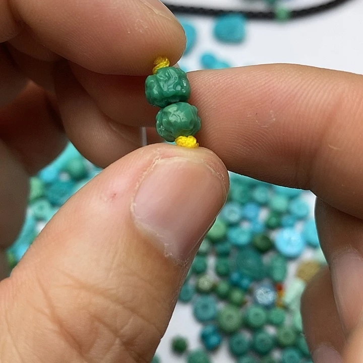 绿松石未镶嵌珠宝奇石