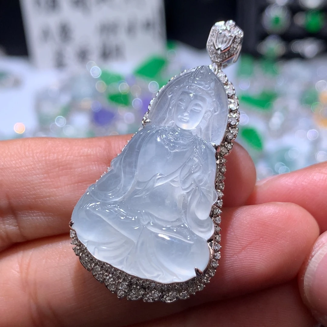 翡翠18K金镶嵌吊坠(赠链)