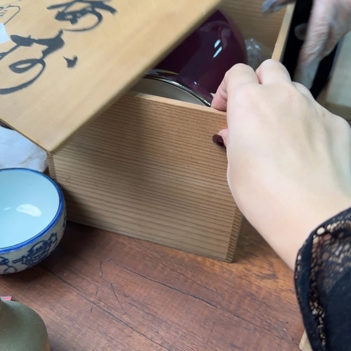 布*一个陶瓷物件哈哈哈
