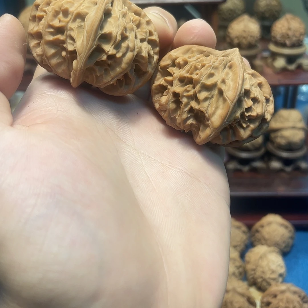 B***"吊坠文玩核桃核桃种植面积达到