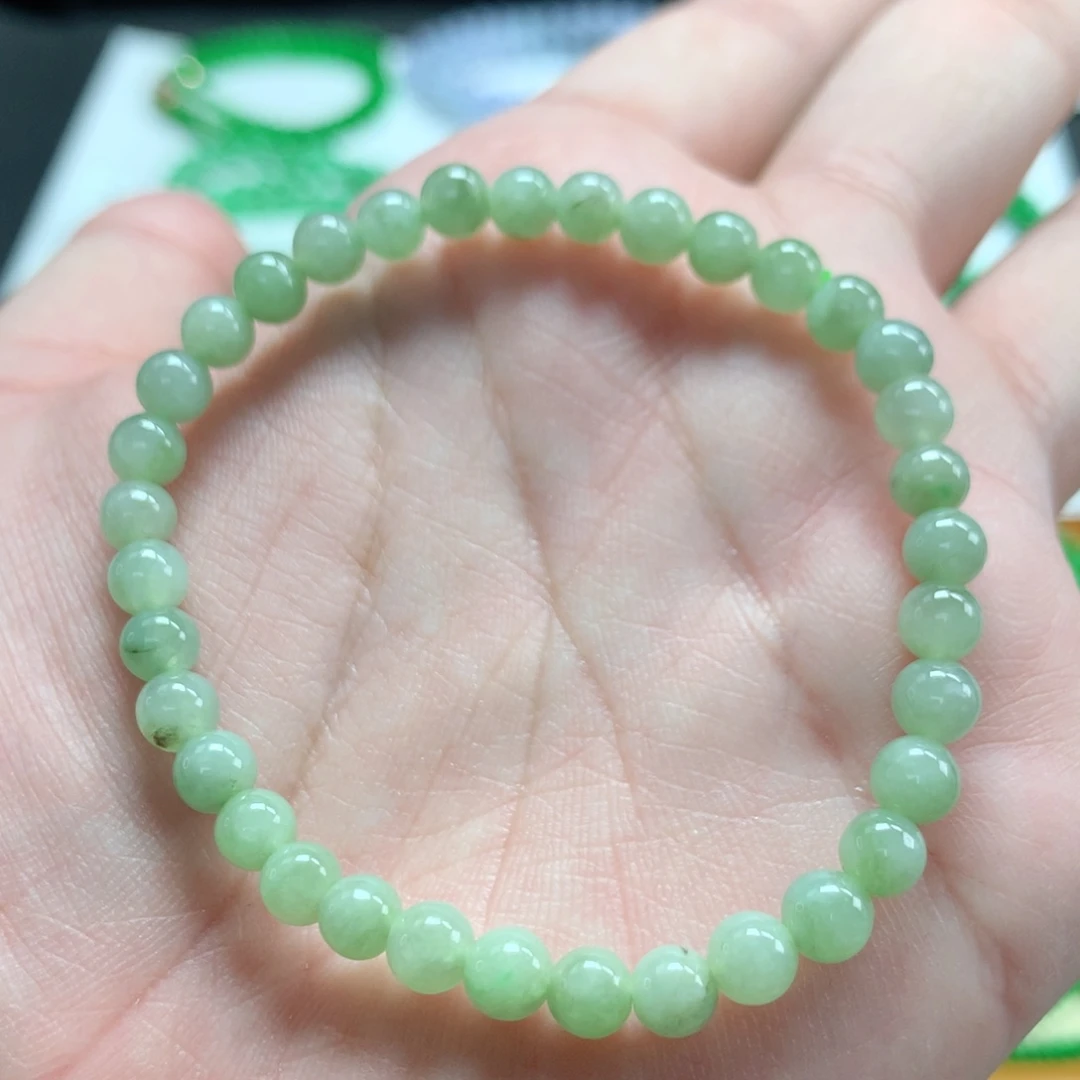 翡翠未镶嵌手链翡翠