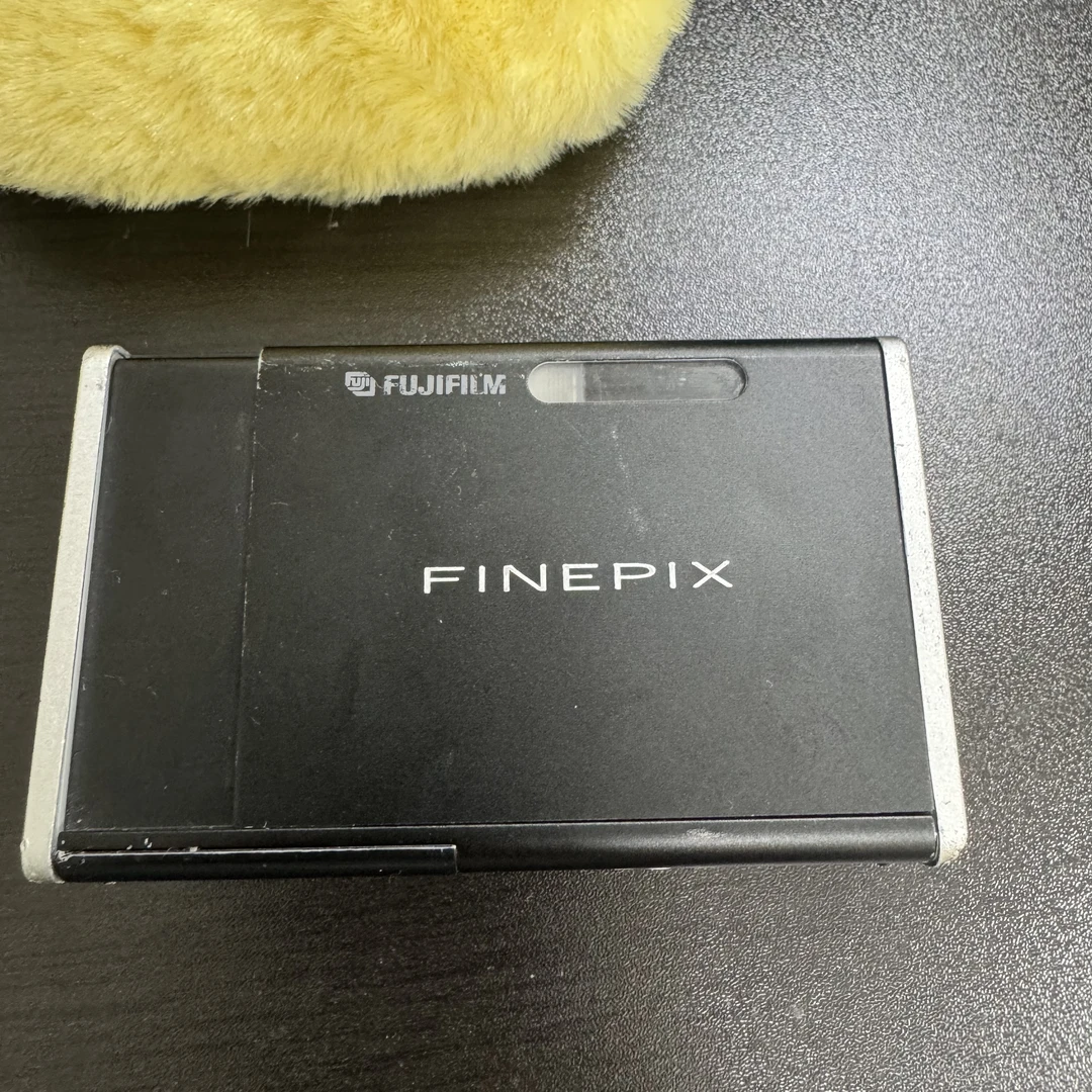 9新 Fujifilm/富士 z1 510w3x 复古胶片质感 滑盖开机 自备内存卡