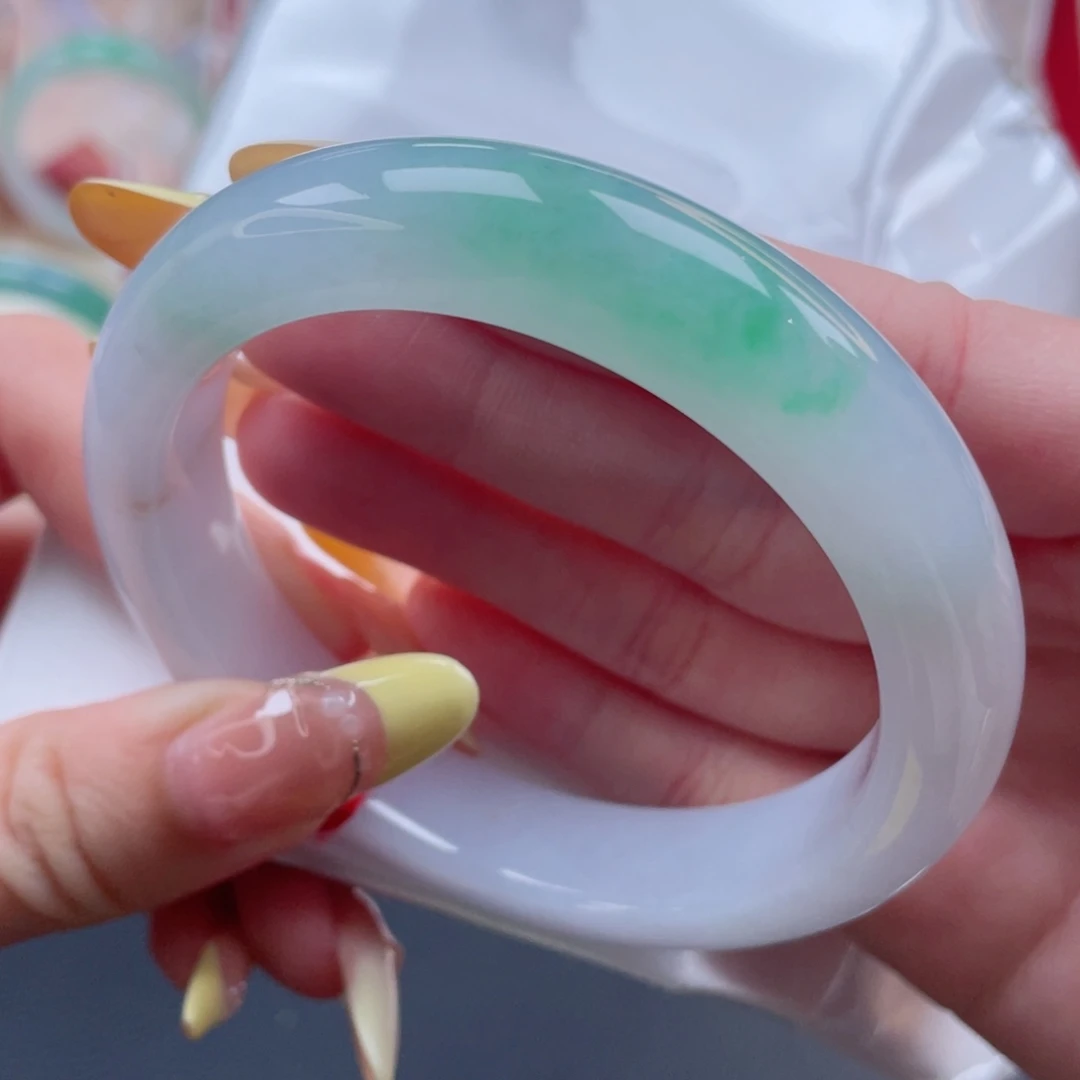 未镶嵌手镯翡翠59.4阳春白雪 版型大气 无结构 21号