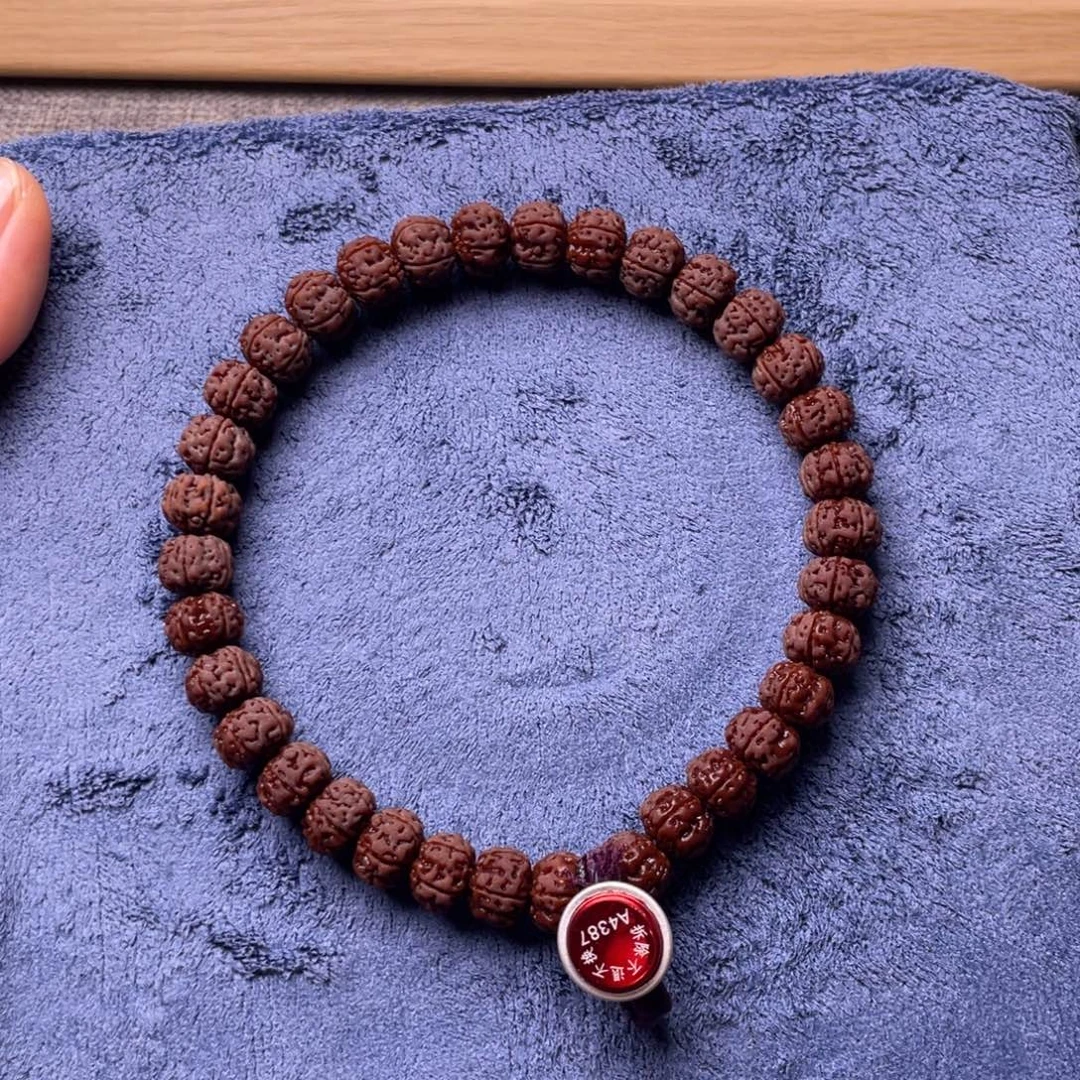 @***西吊坠金刚菩提老树王