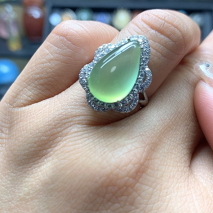 水晶水晶戒指银S925镶嵌m****贝