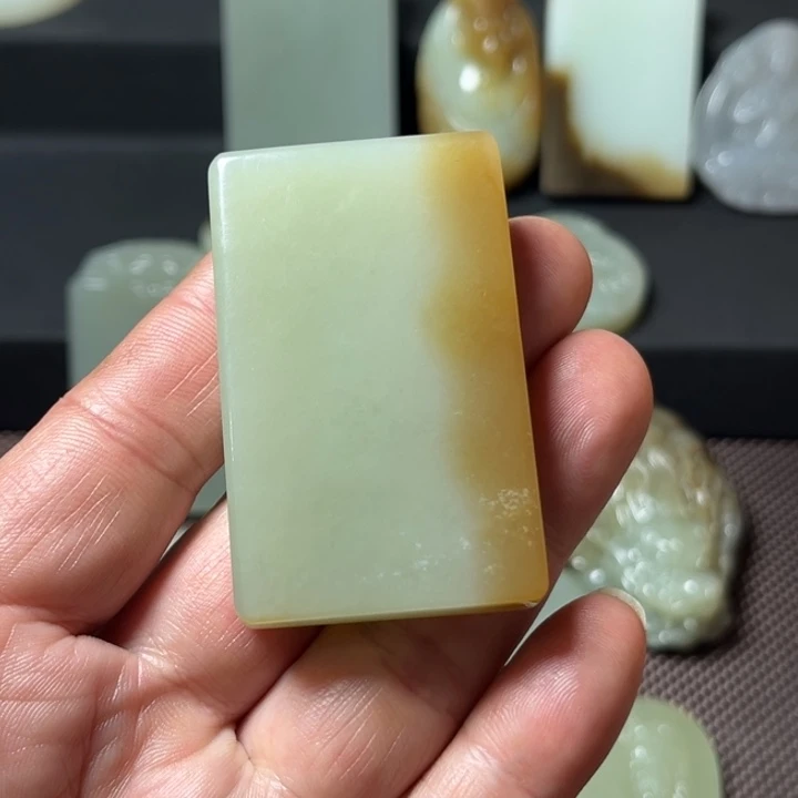 光***哥和田玉（糖玉）未镶嵌挂件