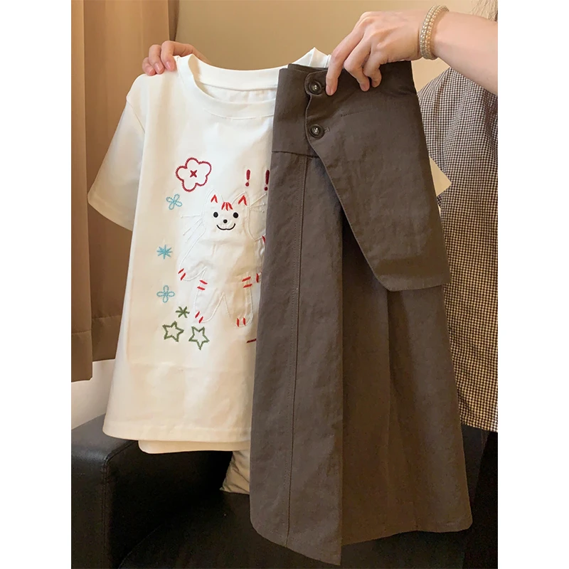 韩系卡通猫咪刺绣短袖t恤上衣女夏季2025新款休闲百搭半身裙套装