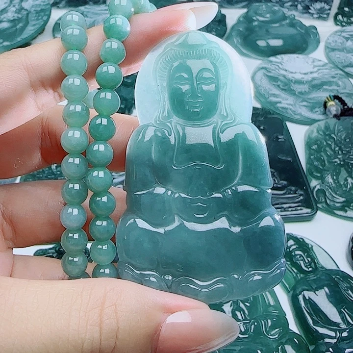 翡翠未镶嵌颈饰多样性发货天然的A货翡翠