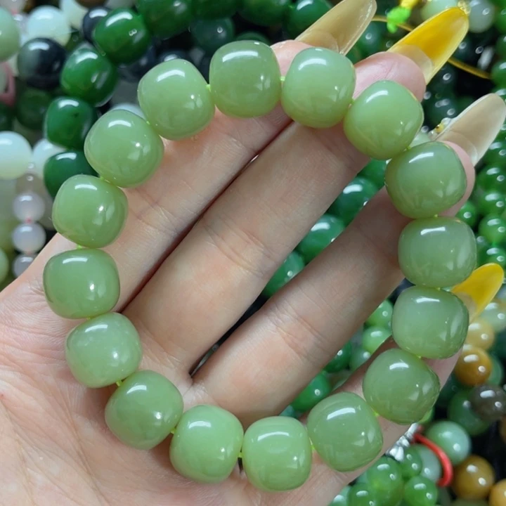 和田玉未镶嵌手链