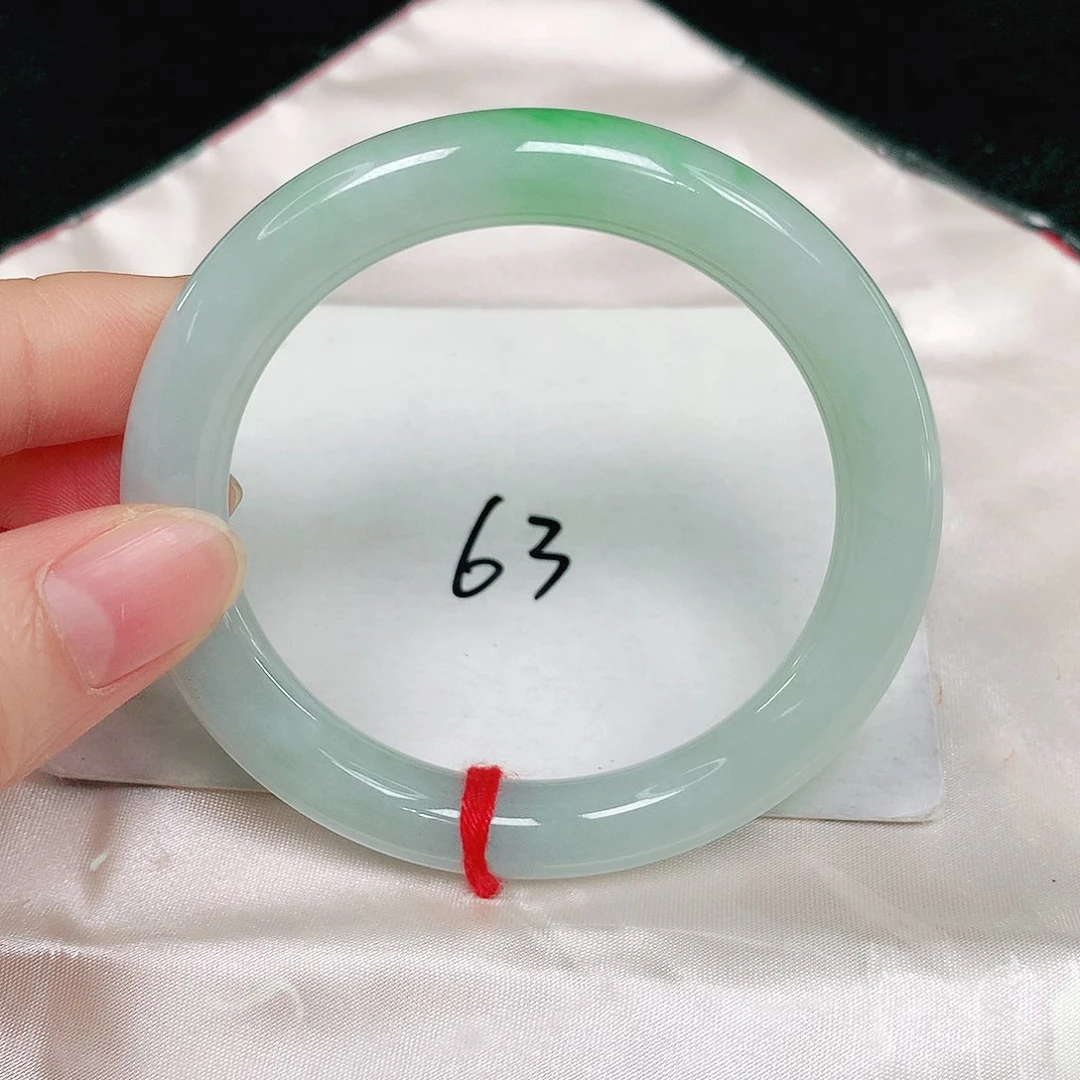 翡翠手镯（圆镯）未镶嵌