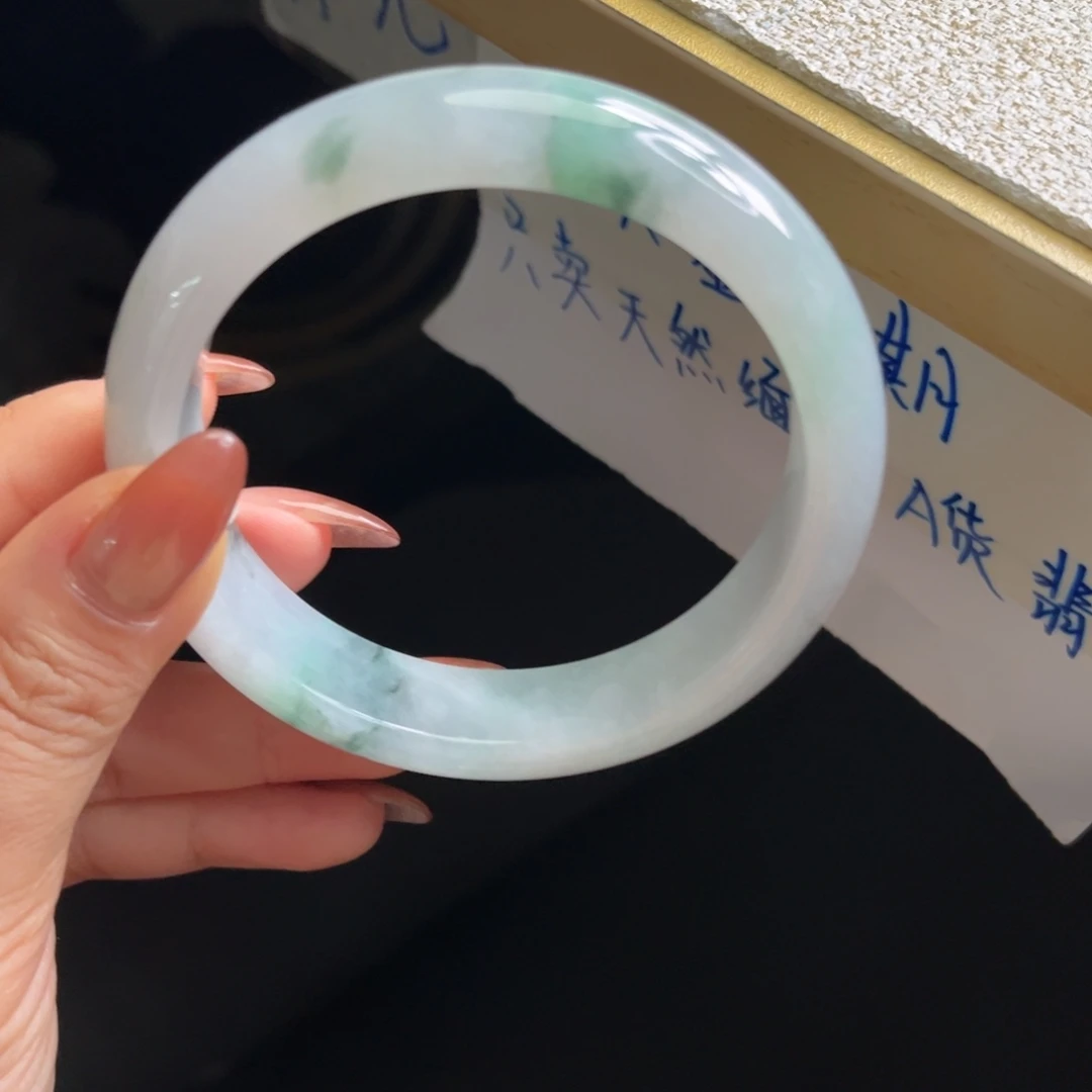 翡翠未镶嵌手镯手镯