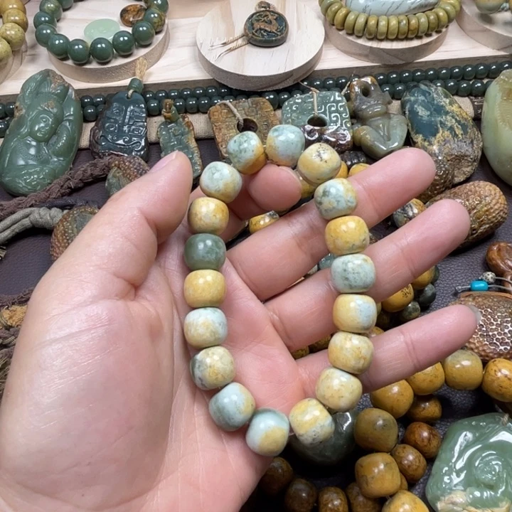 懿***桃岫岩河磨玉（透闪石质玉）未镶嵌珠宝半成品