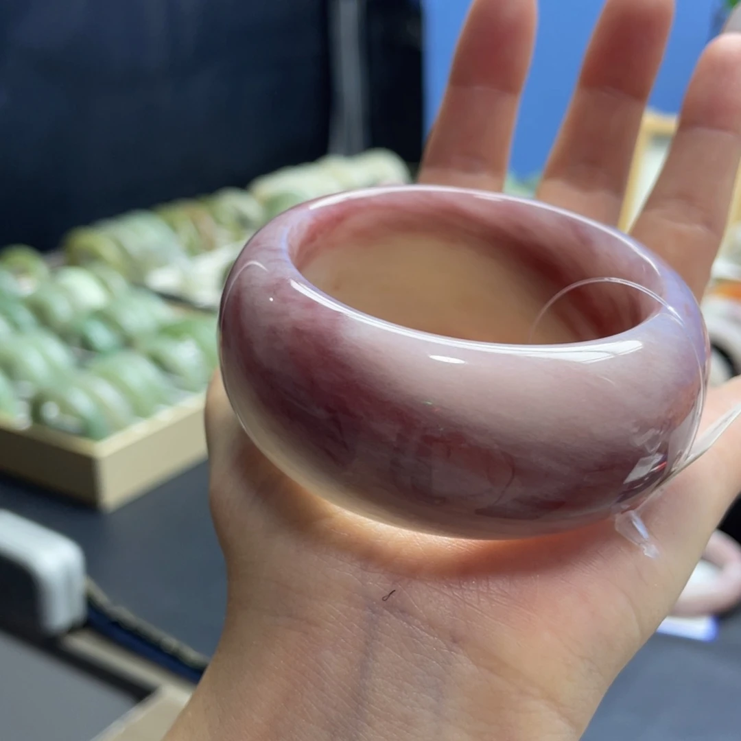 未镶嵌手镯石英岩玉