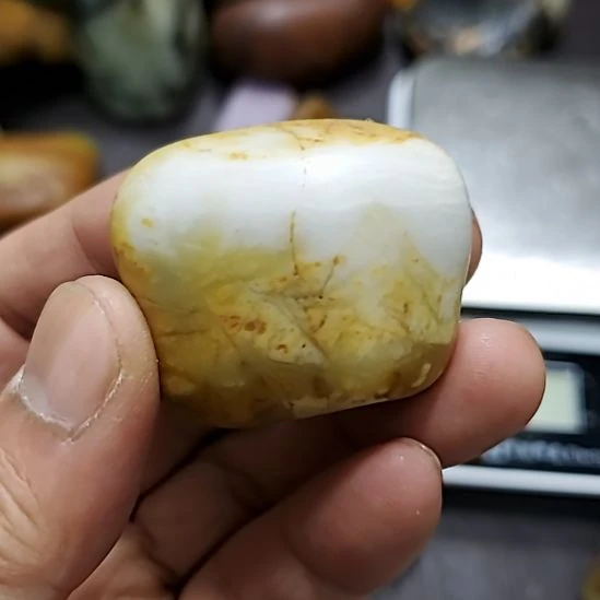 和田玉（糖玉）未镶嵌挂件