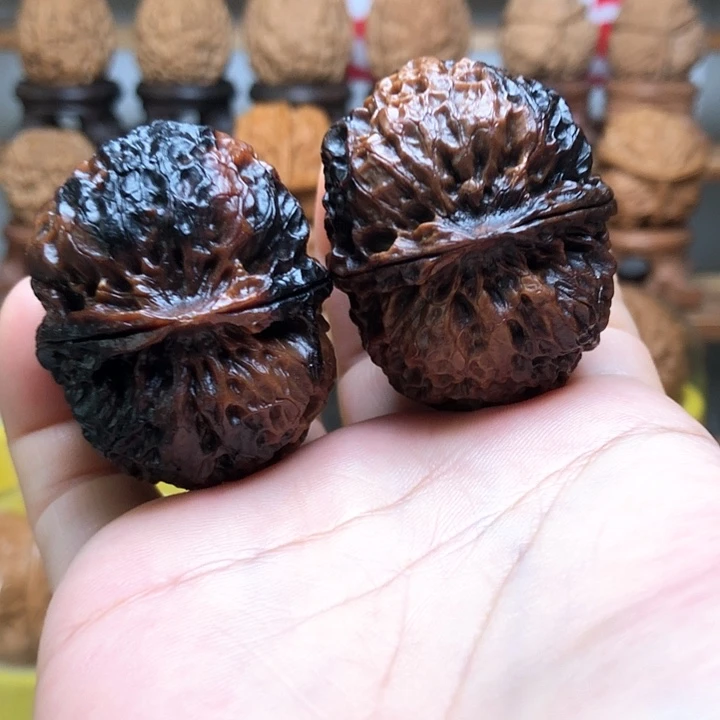 文玩核桃吊坠云南铁核桃