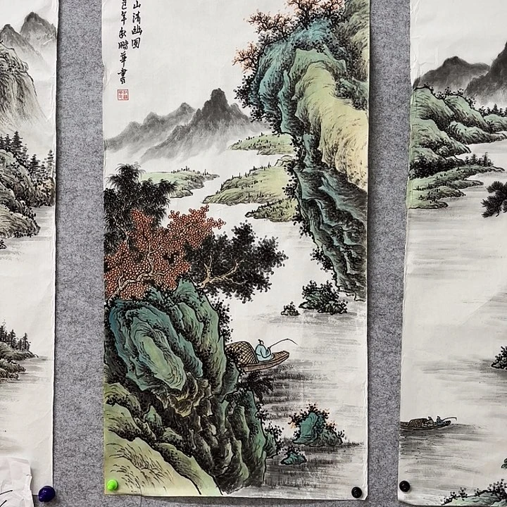 国画花鸟的翅膀和羽毛的