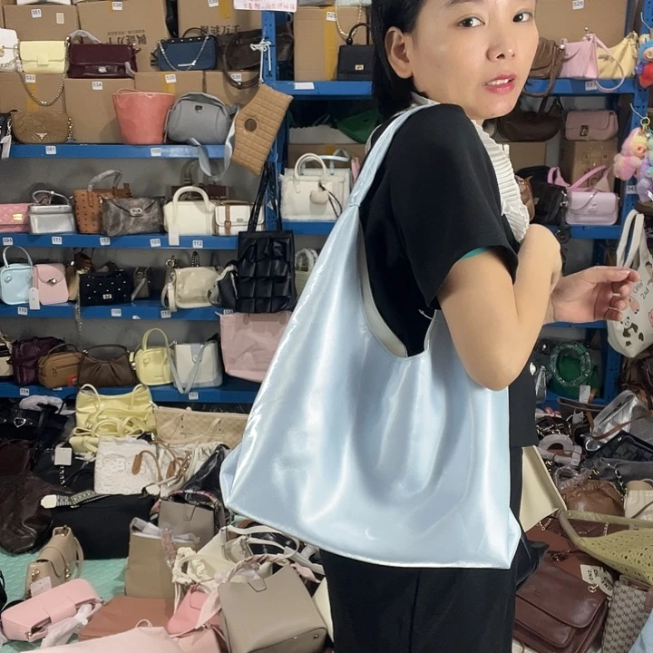 蚕丝199健健康康平平安安