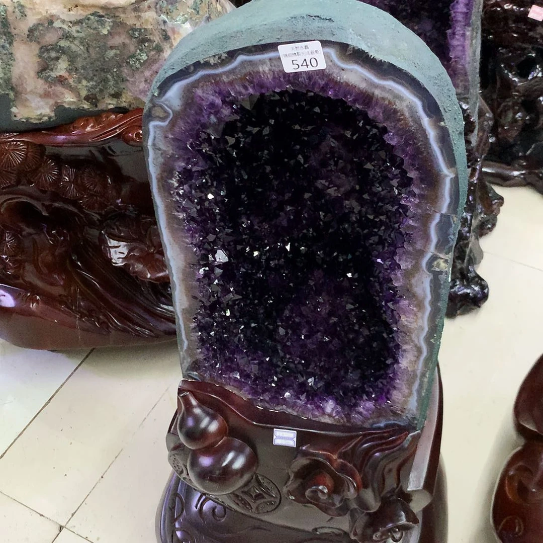 未镶嵌水晶大型摆件（非配饰）伊伊