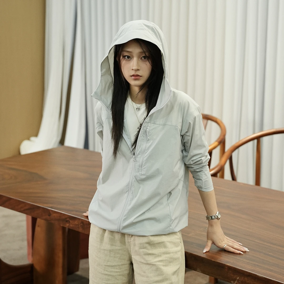 SEASONMARK新款初秋上新浅灰户外长袖时尚休闲百搭舒适情侣款长袖