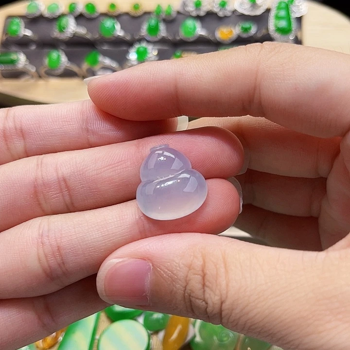 翡翠未镶嵌吊坠(不含链)裸石