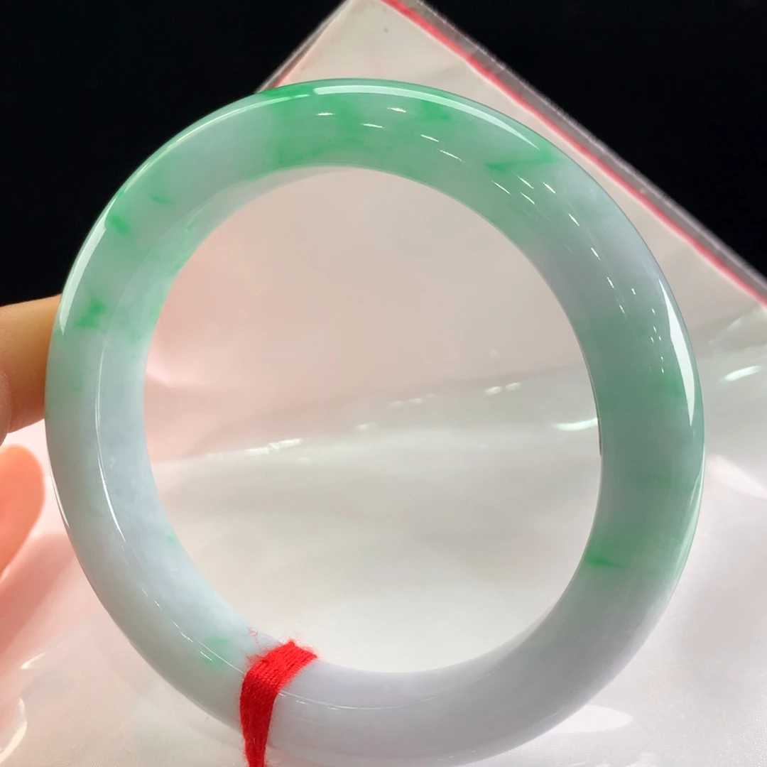 翡翠手镯未镶嵌111-0247