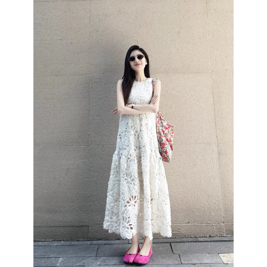 重工盘绣镂空无袖简约气质时尚碎花显瘦连衣裙蕾丝上班长裙子仙气