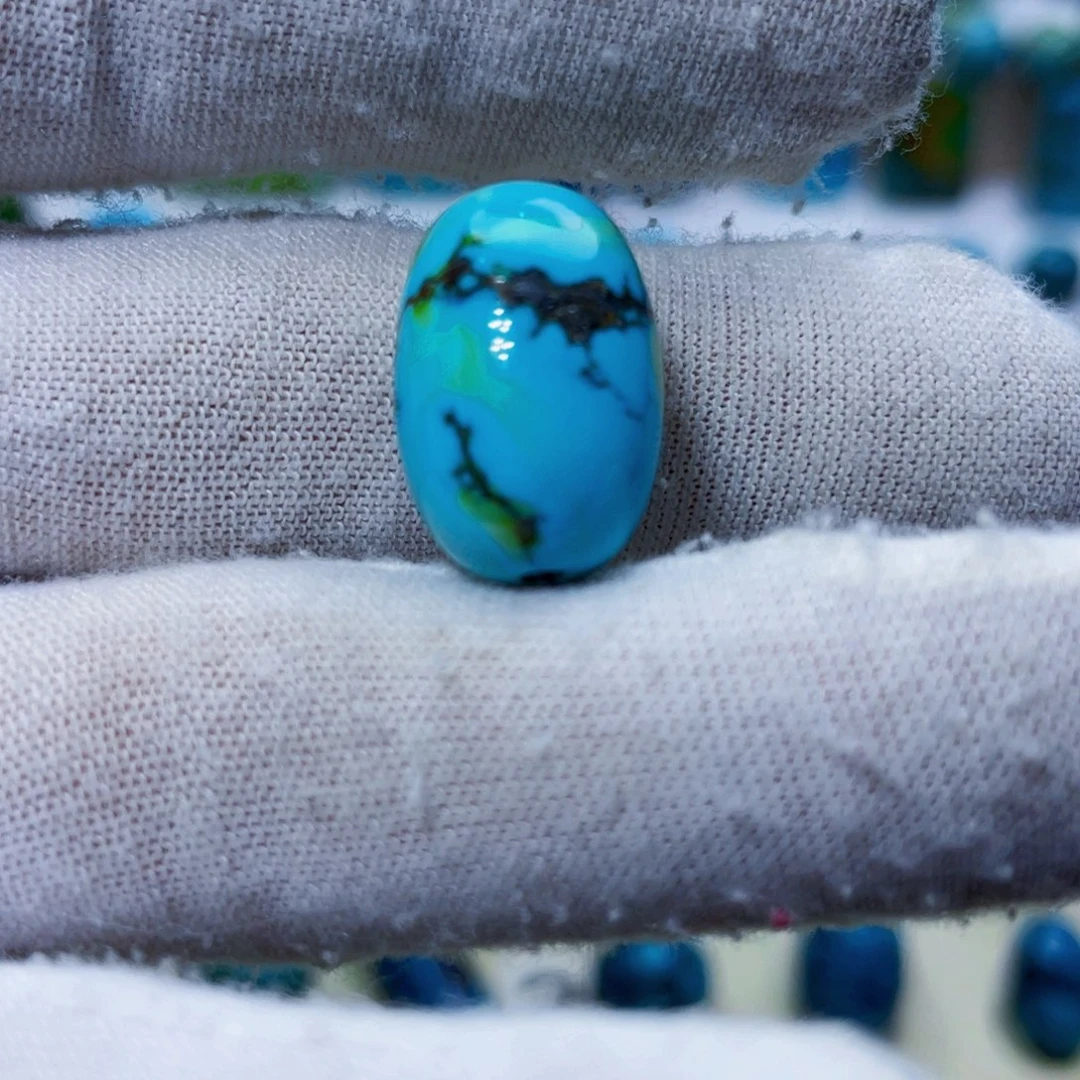 绿松石未镶嵌饰品